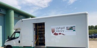 Customers delighted as Pembrokeshire’s Mobile Library returns to full service